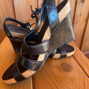 Aerosols black strapped sandals